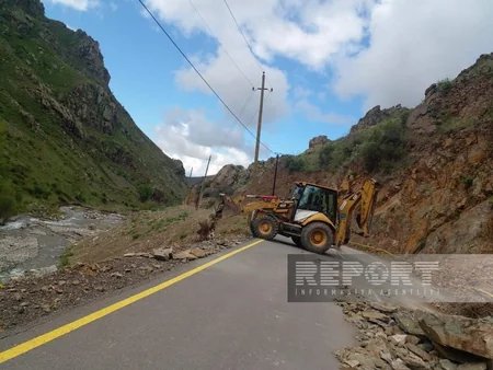 Ordubadda qaya uçqunu baş verib