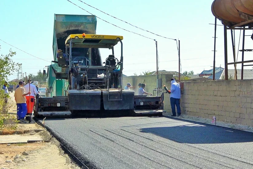 Bakının Xəzər rayonunda 4 küçə və döngədə təmir işləri yekunlaşıb