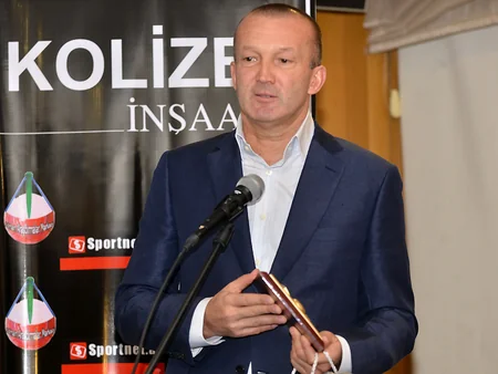 2015-ci ildə idman sahəsində fərqlənənlərin mükafatlandırma mərasimi keçirilib