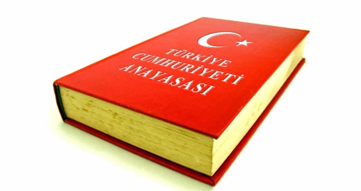 Türkiyə konstitusiyası dəyişdirilə bilər
