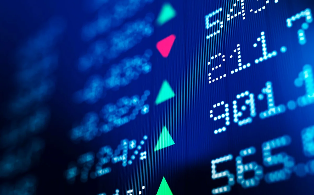 French stock market plummets 6% in a week, falls behind UK