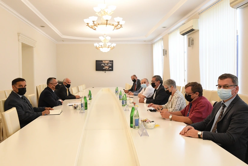 Rövşən Rzayev israilli jurnalistlərlə görüşüb