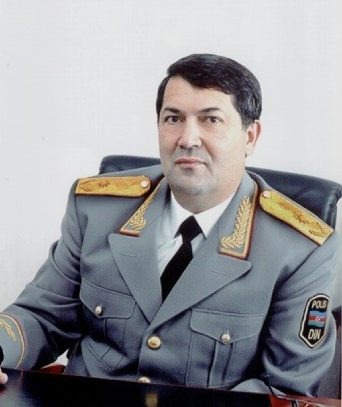 Ramiz Zeynalov plyonkalı avtomobillərə cərimə yazılmaması ilə bağlı tapşırıq verib