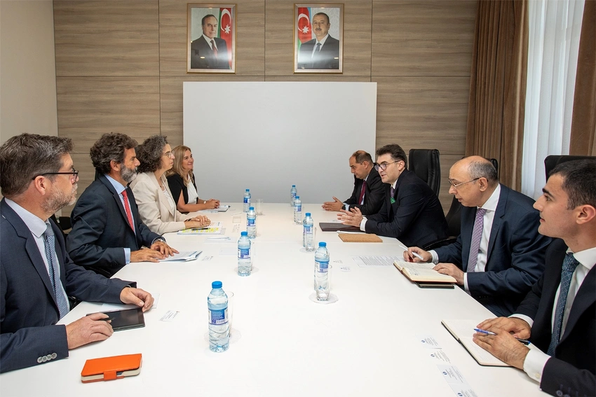 Azərbaycan EBRD ilə “yaşıl enerji” dəhlizlərini müzakirə edib