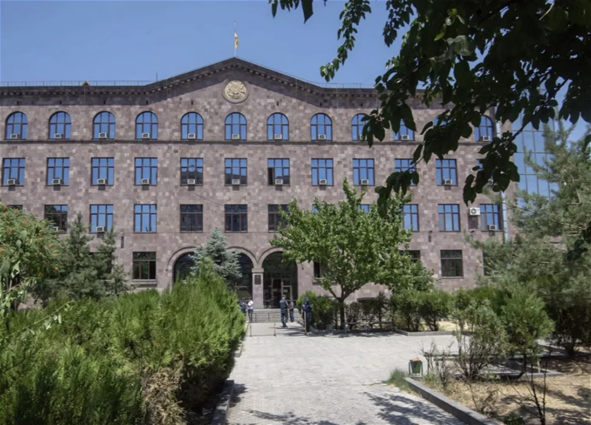 Armenian Administrative Court grinds to a halt as staff strike over low wages