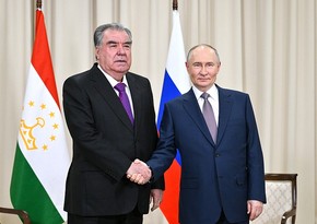 Putin briefs Tajik President Rahmon over telephone on results of negotiations with US