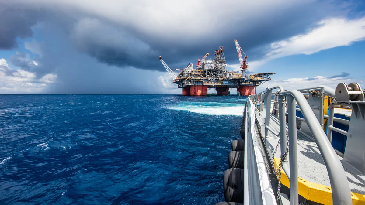 D230 blokunda seysmik məlumatların interpretasiyası işləri aparılır