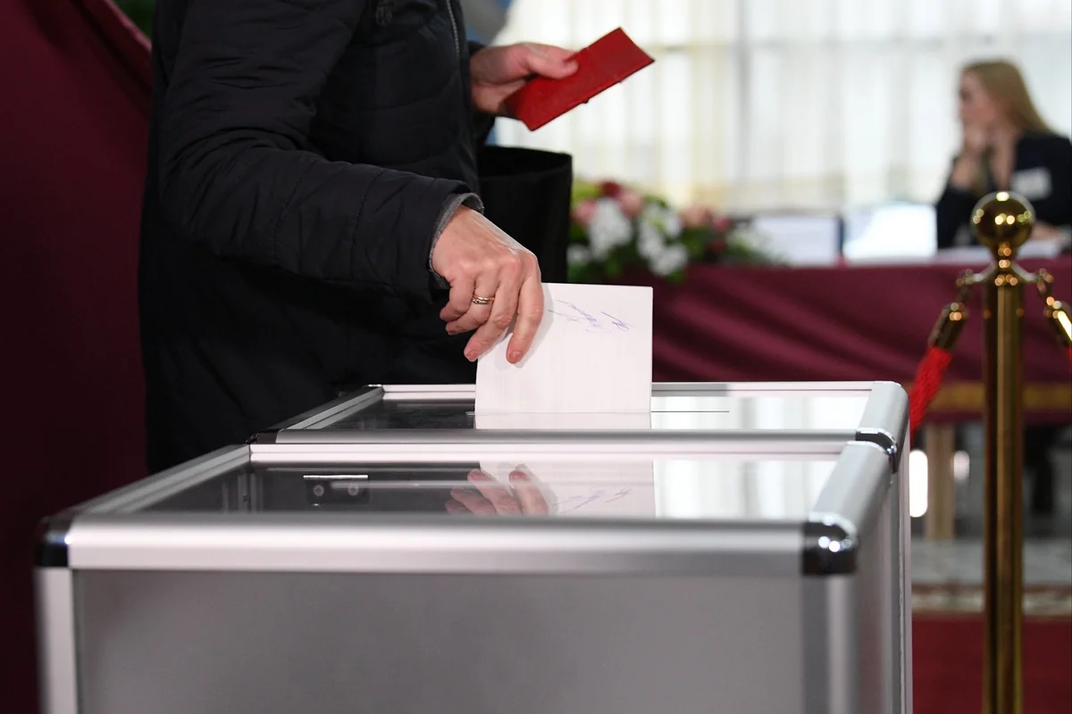 Qırğızıstanda seçkilərin tarixi açıqlandı