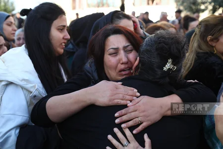 Xocalıda qalıqları aşkarlanan 7 nəfərlə vida mərasimi keçirilib