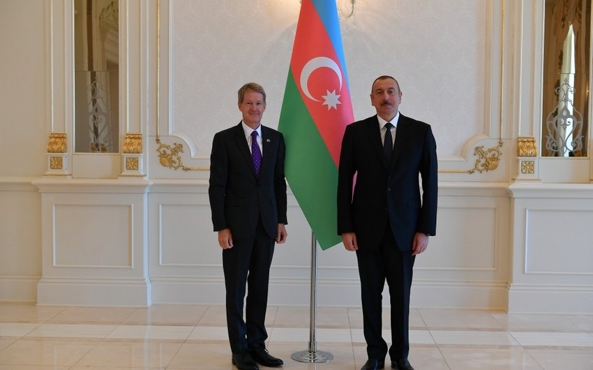 President Ilham Aliyev receives credentials of incoming Latvian and British ambassadors