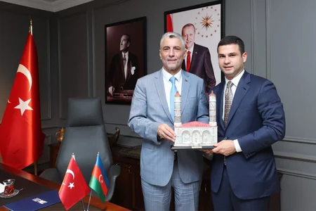 Orxan Məmmədov Türkiyənin ticarət naziri ilə görüşüb