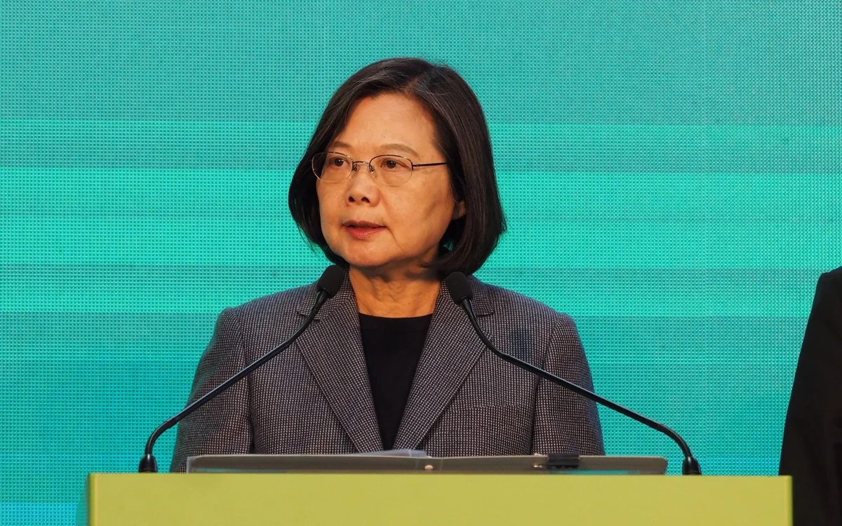 Taiwan’s former deputy chief of staff takes over as PM