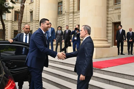 Azərbaycanın XİN başçısının ATƏT-in fəaliyyətdə olan sədri ilə təkbətək görüşü keçirilib - YENİLƏNİB-2