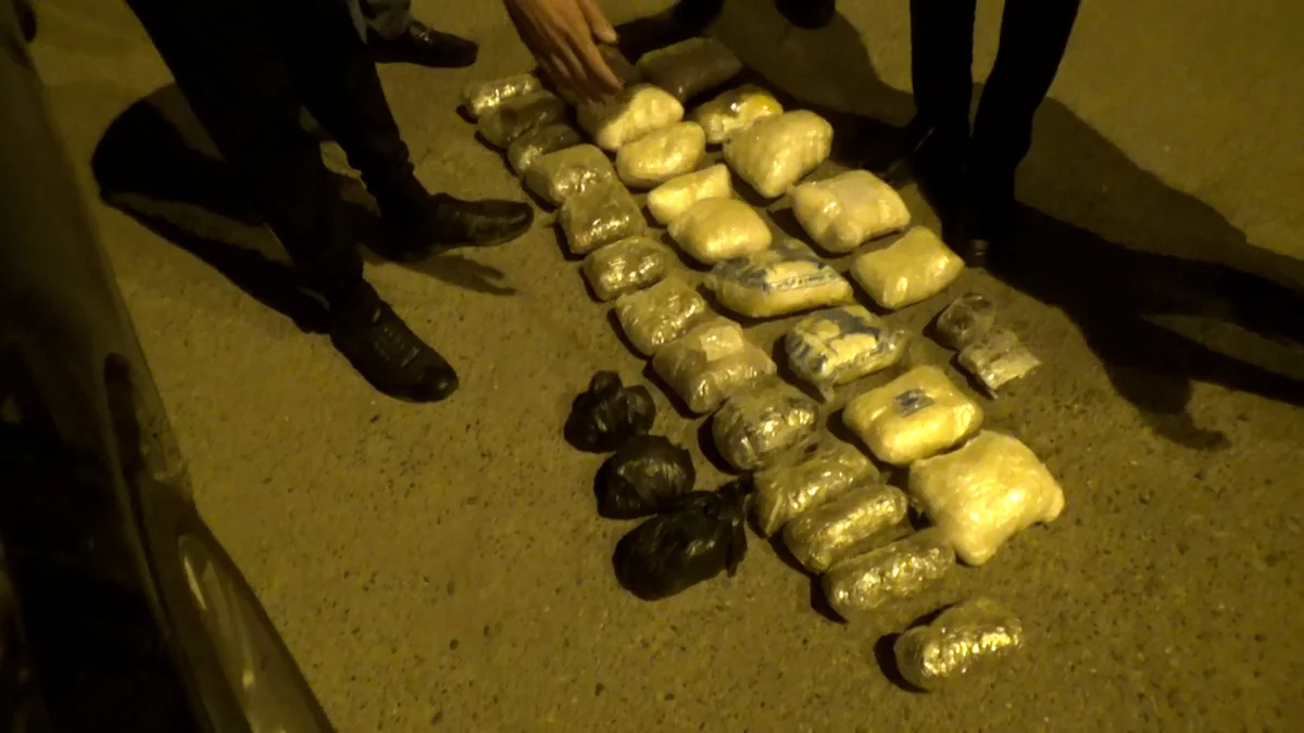Polis əməliyyatlar keçirib, daha 21 nəfər saxlanılıb