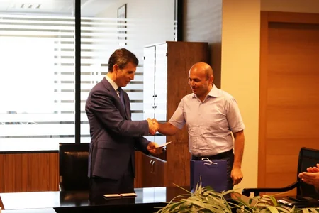 Sosial Tədqiqatlar Mərkəzinin əməkdaşlarına “Cümhuriyyət medalı” təqdim edilib