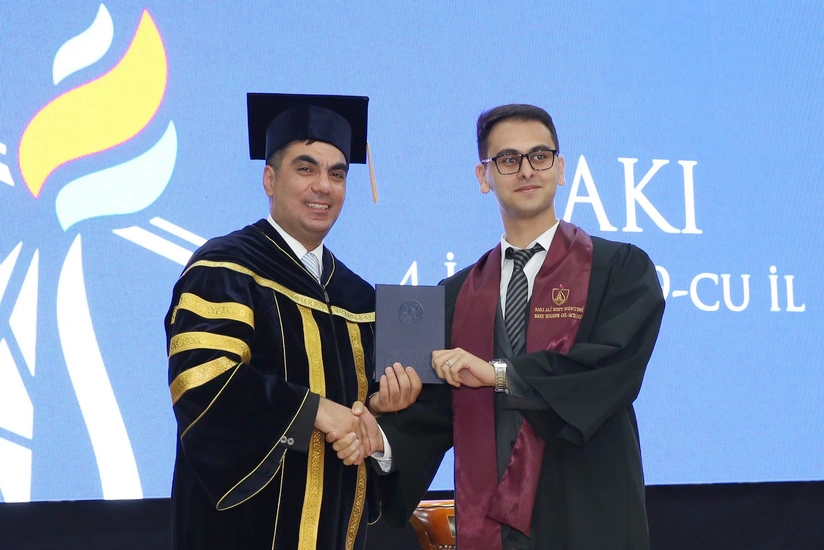 ABŞ-ın 5 universitetinə qəbul olmuş BANM məzunu: “Ən böyük arzum professor olmaqdır” - MÜSAHİBƏ