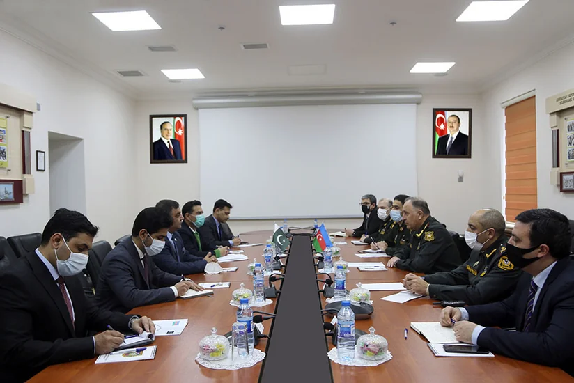 Azerbaijan, Pakistan mull issues of developing military cooperation