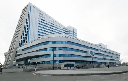 İlham Əliyev “Yeni klinika” tibb müəssisəsinin açılışında iştirak edib - YENİLƏNİB-2