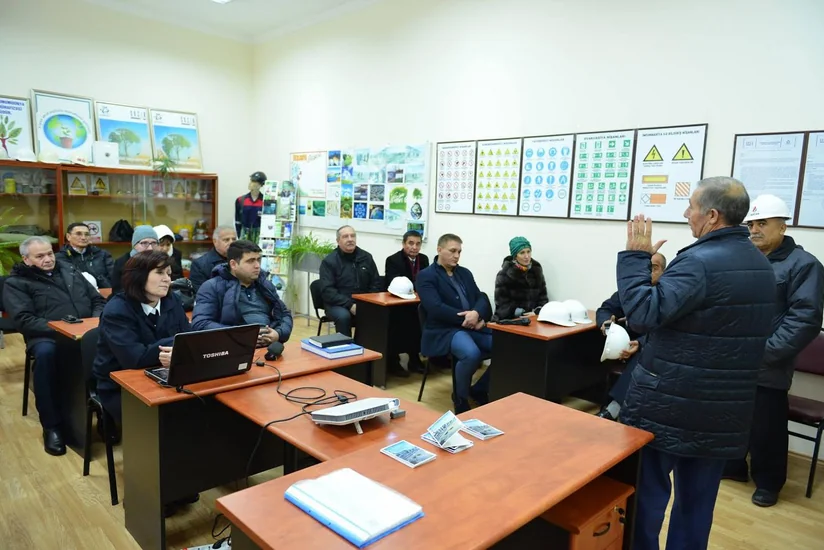 Beynəlxalq Həmkarlar İttifaqları Konfederasiyasının nümayəndələri “Azərikimya”da olublar