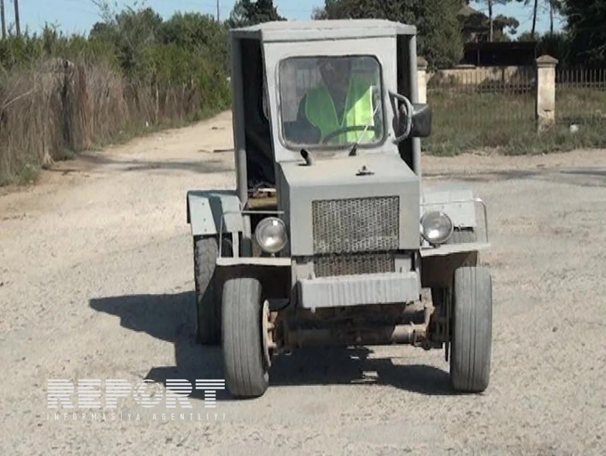​Salyan sakini qeyri-adi traktor düzəldib - FOTO