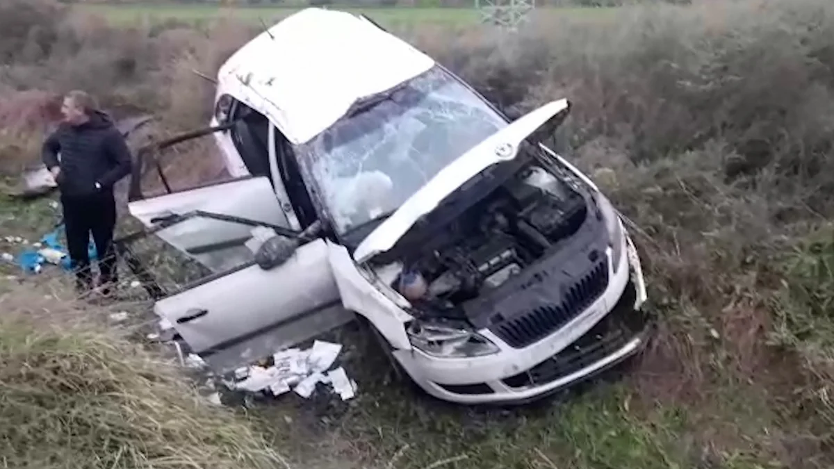 Biləsuvarda yol qəzası baş verib, xəsarət alanlar var - VİDEO