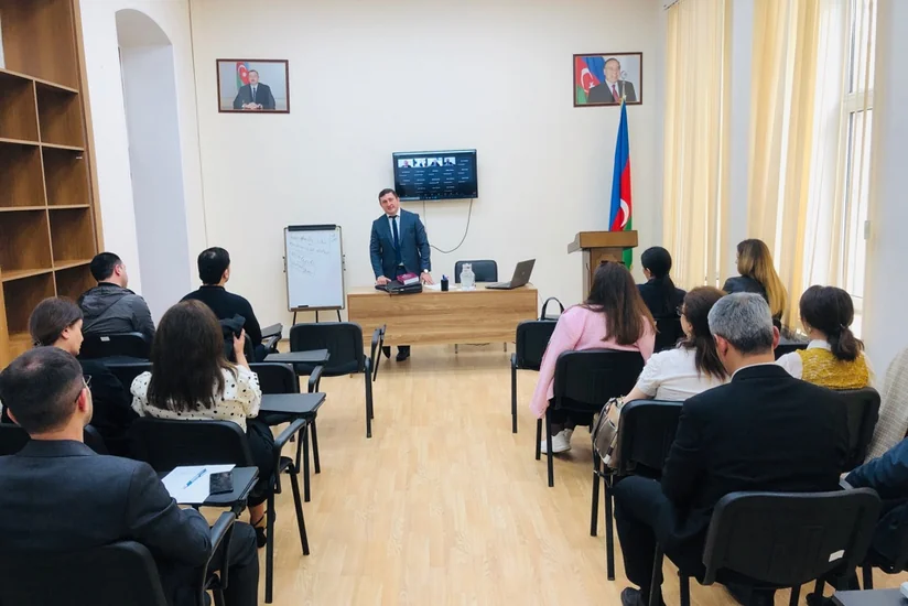 Vəkillər Kollegiyasının üzvləri üçün növbəti ixtisasartırma təlimləri keçirilib