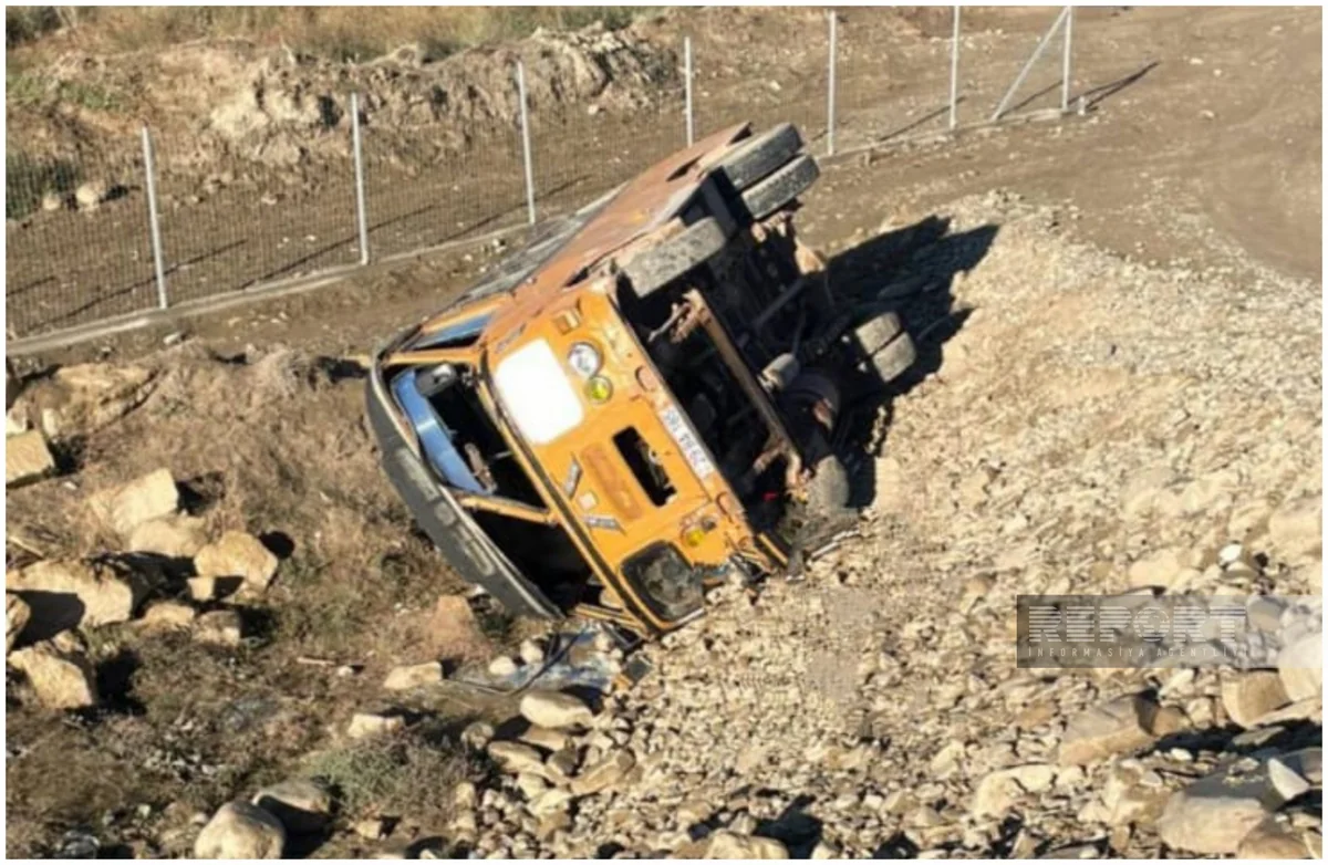 Siyəzəndə mikroavtobusun aşması nəticəsində yaralananların kimliyi məlum olub - SİYAHI - YENİLƏNİB-2