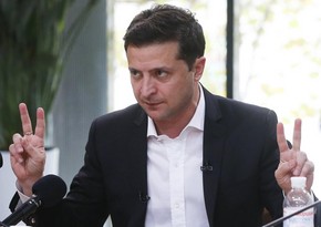 Zelenskyy thanks US for military aid package