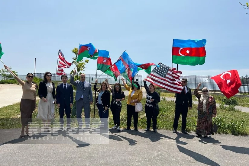 ABŞ-da Heydər Əliyevin yubileyi və Azərbaycanın Müstəqillik Günü münasibəti ilə ağacəkmə aksiyası keçirilib