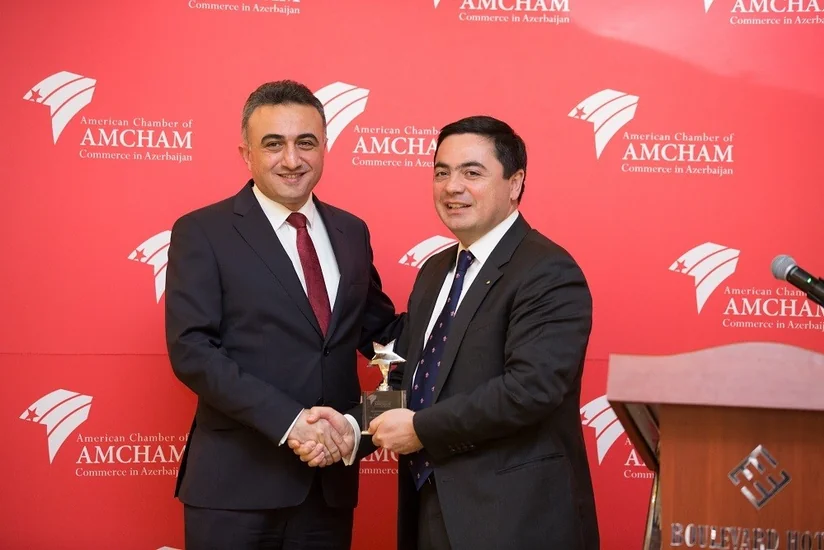 Azərbaycan Vəkillər Kollegiyasının sədri Anar Bağırov “AmCham”ın üzvləri ilə görüşüb
