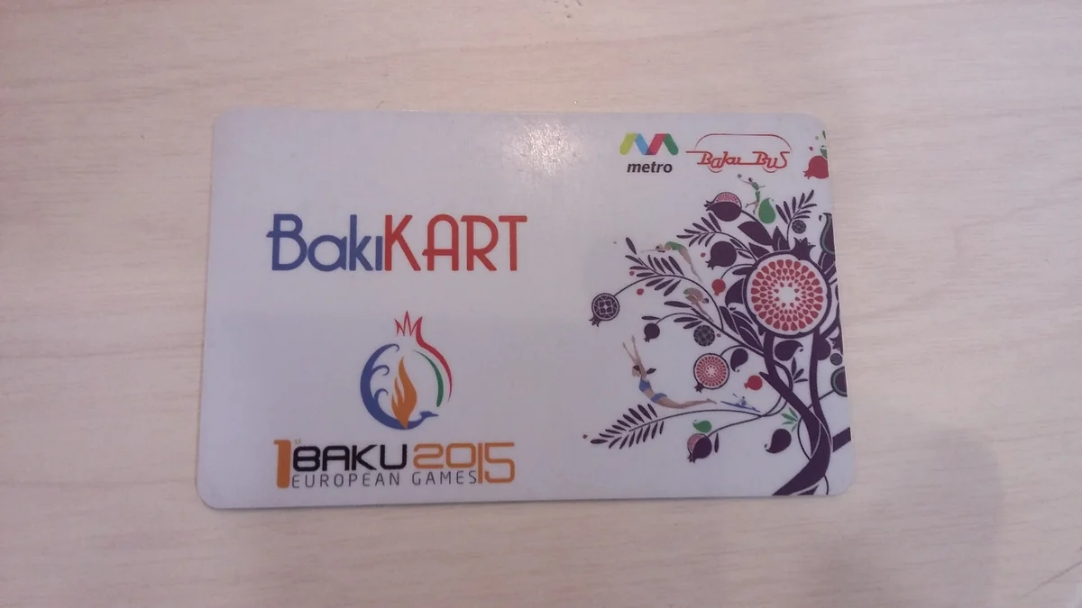 Bakının ictimai nəqliyyatında iki cür kart tətbiq ediləcək - FOTO