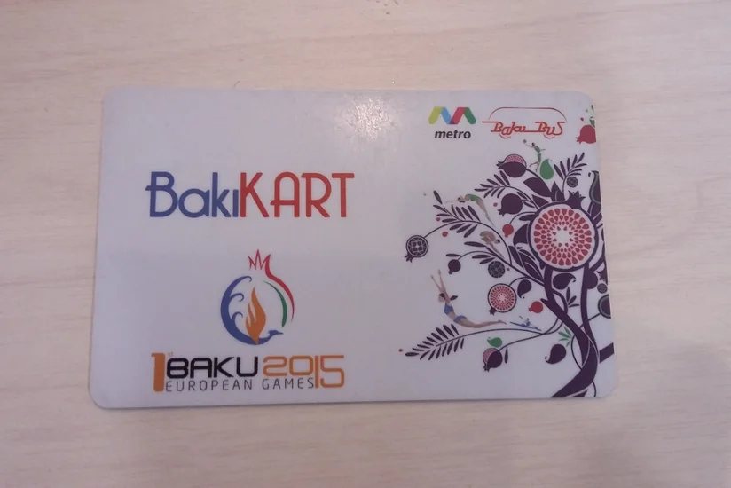Bakının ictimai nəqliyyatında iki cür kart tətbiq ediləcək - FOTO