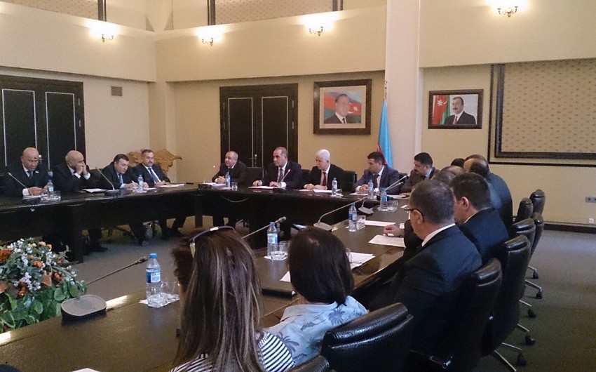 ​Bakıda bələdiyyə torpaqlarının qeydiyyatı və idarəçiliyi ilə bağlı forum keçirilib - YENİLƏNİB