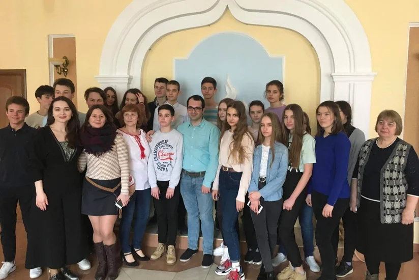 В Киеве прошла встреча местных студентов и старшеклассников с азербайджанским журналистом - ФОТО