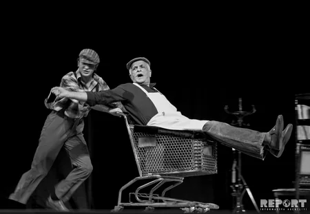 Fuad Poladovun “Azdrama”da sonuncu çıxışı - XATİRƏ FOTOREPORTAJI