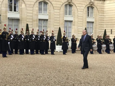 Türkiyə və Fransa prezidentləri arasında görüş olub