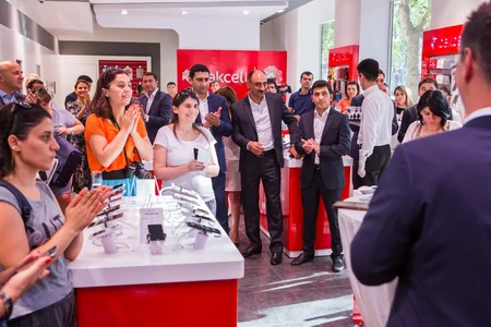Bakcell opens a new Sales and Service Center