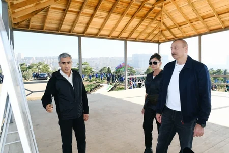 President Ilham Aliyev and first lady Mehriban Aliyeva attended tree-planting campaign in Khatai district, Baku