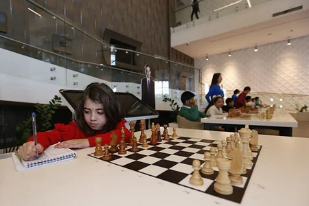 ShamkirChess 2019da iştirak edən şahmatçılar uşaqlar üçün seans keçiriblər