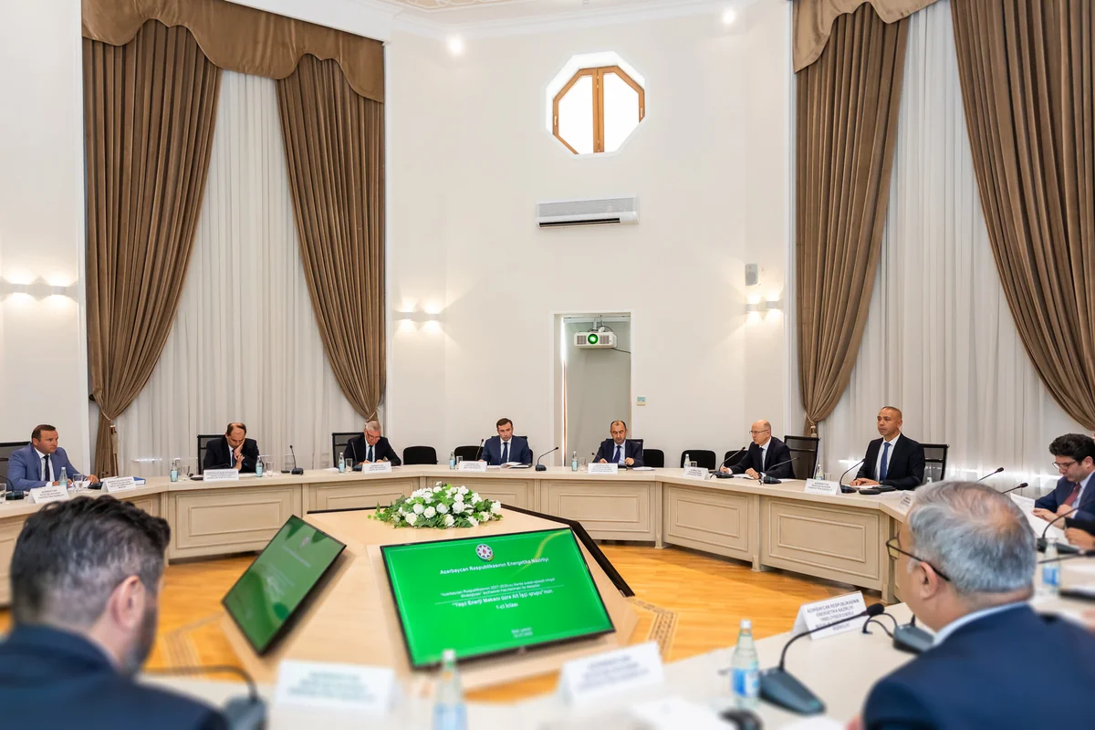 Azərbaycanda yaşıl enerji strategiyasının yeni mərhələsi müzakirə olunub