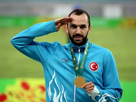 Ramil Quliyev: Azərbaycan mənim üçün Türkiyədən pul istəmədi