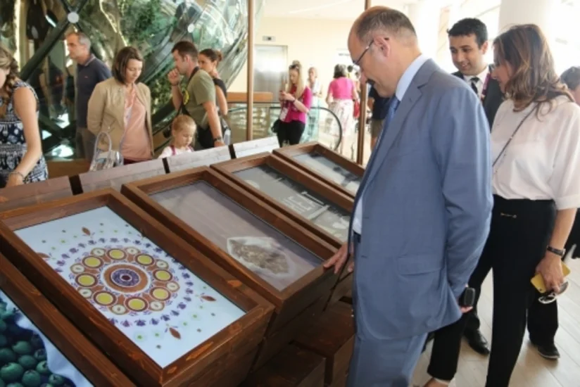Əbülfəs Qarayev Expo Milan 2015 sərgisində Azərbaycan milli pavilyonunu ziyarət edib