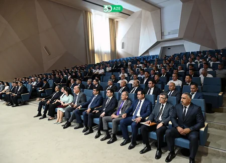 Gənclər və idman naziri Fərid Qayıbov görüş keçirib