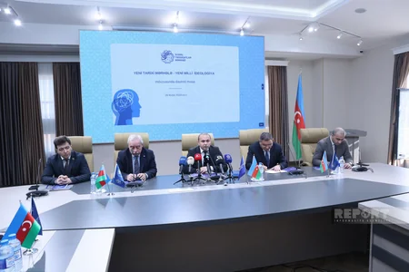 Deputat: Hazırda xalqları milli kimlikdən uzaqlaşdırmaq meyilləri var