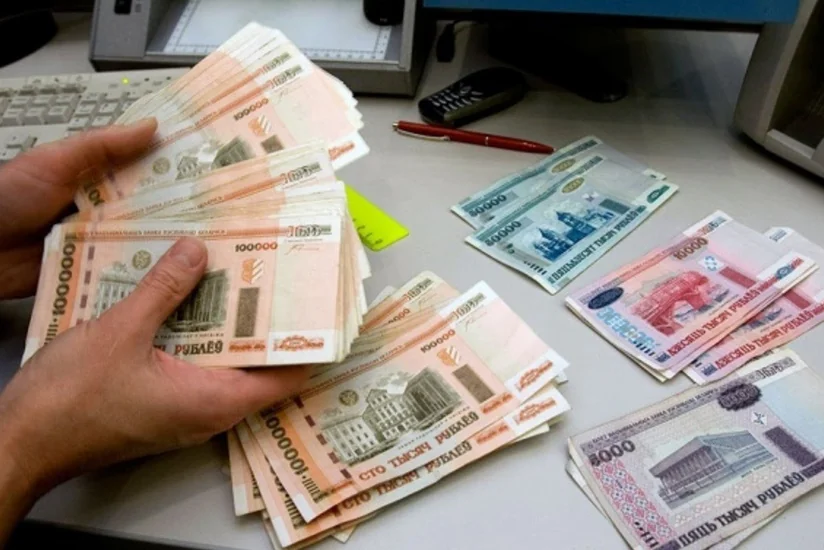 В Беларуси началась деноминация рубля