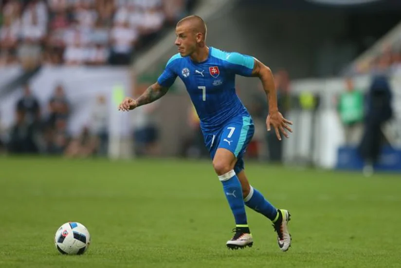 Slovakiya yığmasının futbolçusu alkoqol testindən imtina etdiyi üçün həbs olunub
