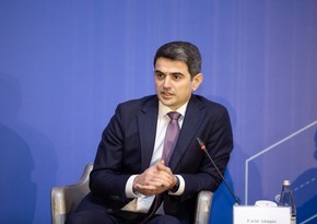 Unibankın sədri işdən çıxıb 