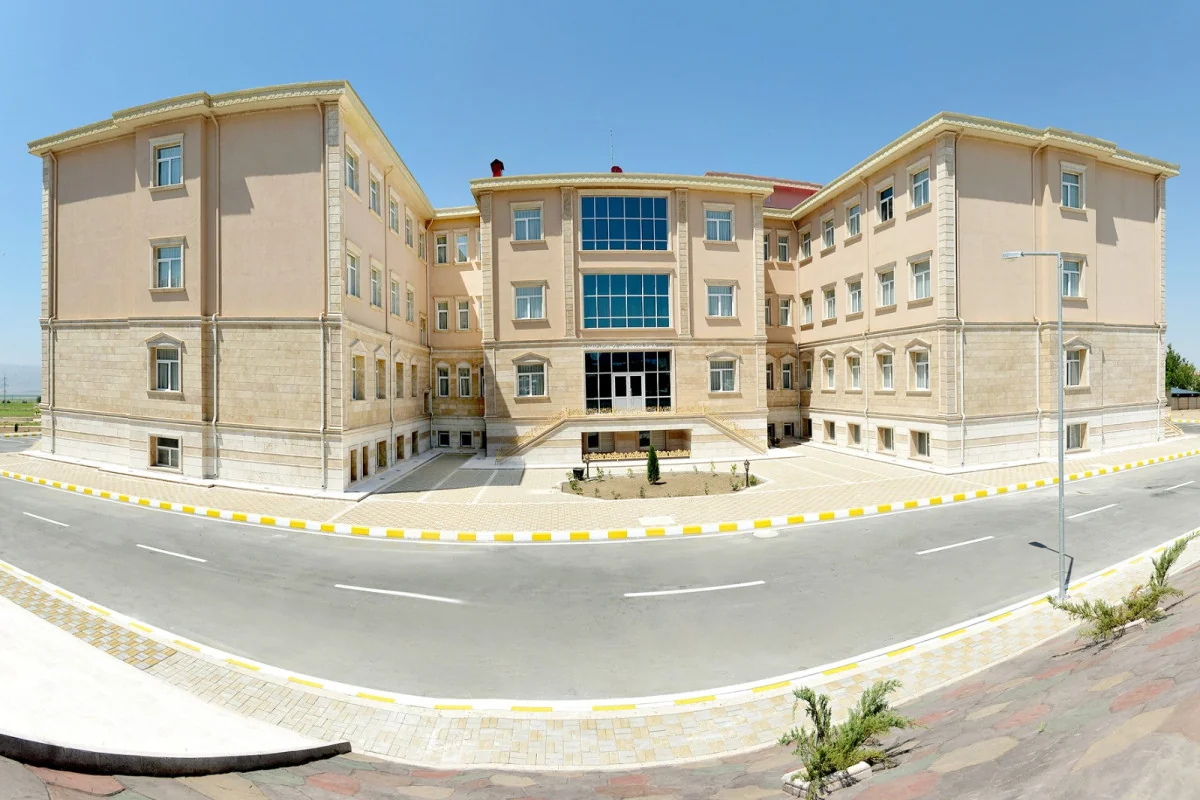 Naxçıvanın Yoluxucu Xəstəliklər Mərkəzinə direktor təyin edilib