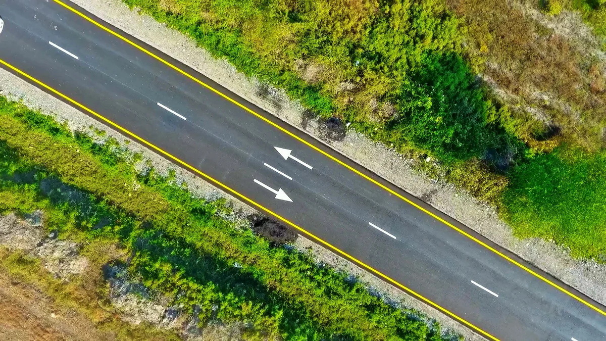 Şabran rayonunda avtomobil yolu yenidən qurulub