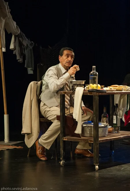Akademik Milli Dram Teatrında daha bir tamaşanın premyerası olub